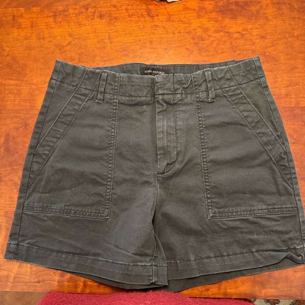 Banana Republic Dark Gray/Black Women's Chino Shorts